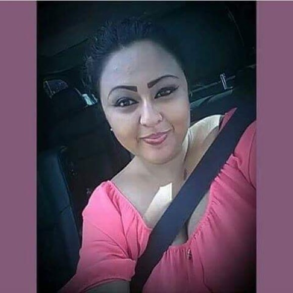 Meet your Posher, Fatima & My baby pugs - Picture 1 of 10